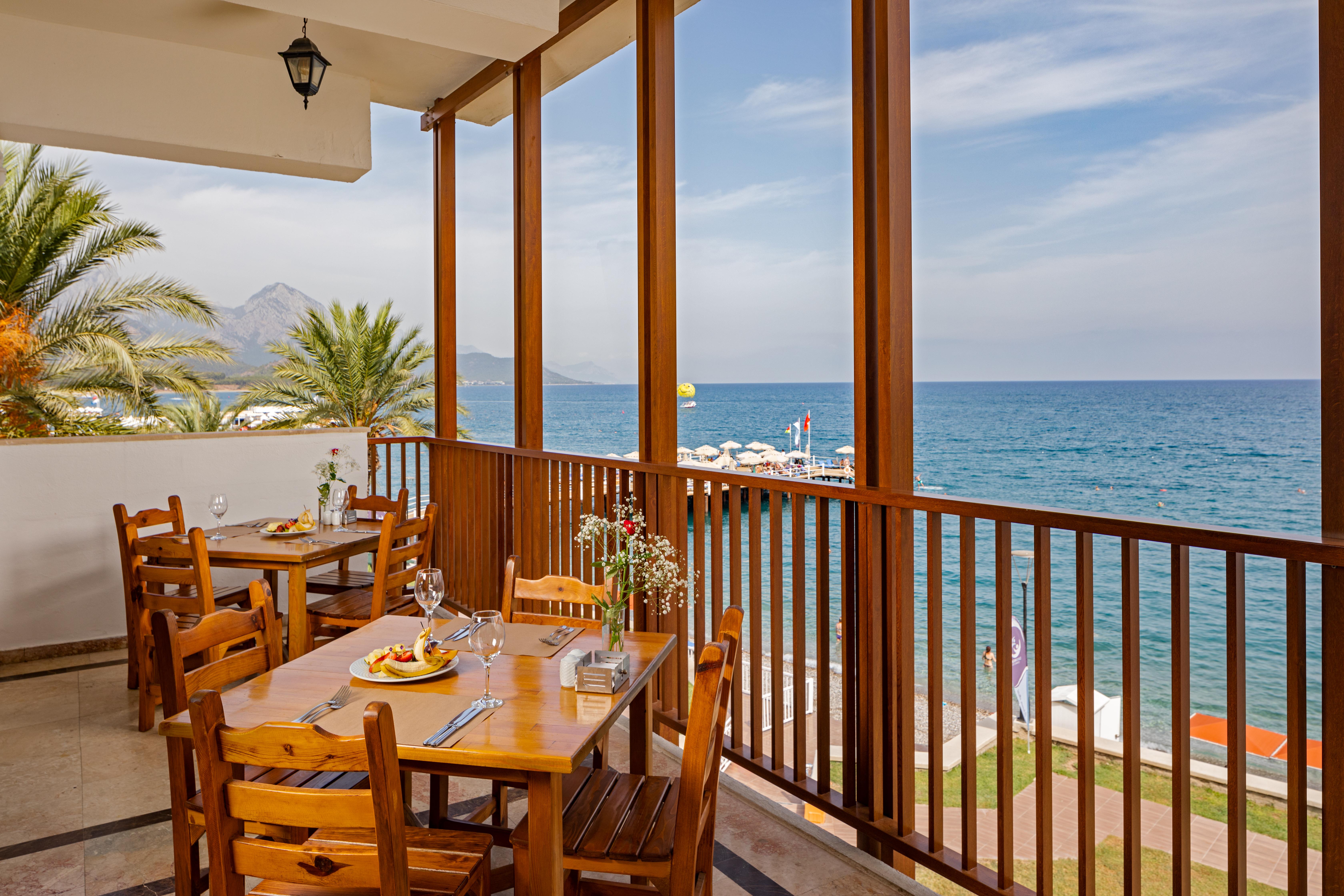 Tt 호텔 하이드로 클럽 케메르 외부 사진 Restaurant in the hotel