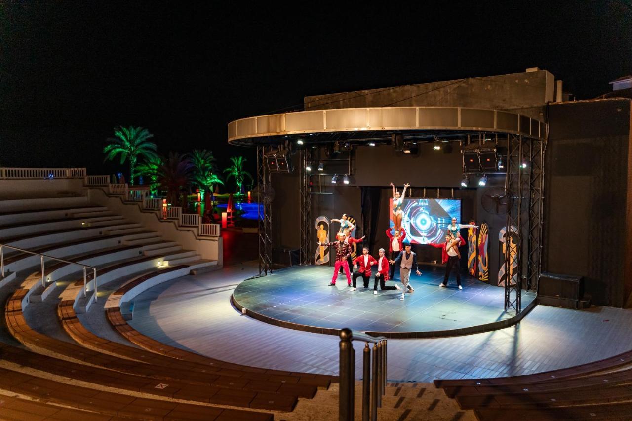 Tt 호텔 하이드로 클럽 케메르 외부 사진 The stage of the Amphitheatre